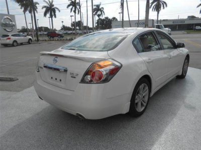 2012 Nissan Altima  3.5 SR