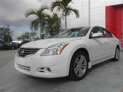 2012 Nissan Altima  3.5 SR