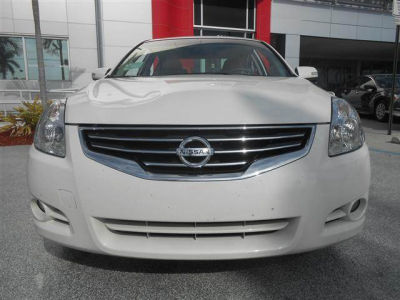 2012 Nissan Altima  3.5 SR