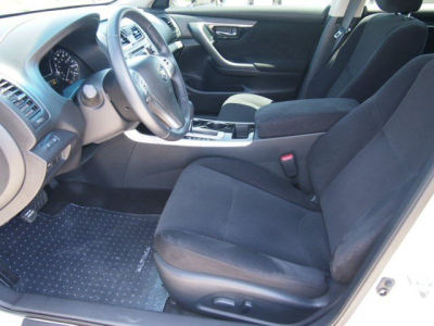 2013 Nissan Altima  2.5 SV