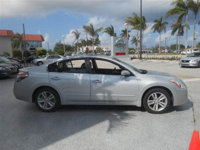 2012 Nissan Altima  3.5 SR