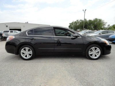 2012 Nissan Altima  3.5 SR