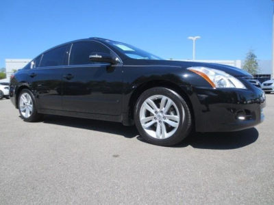 2012 Nissan Altima  3.5 SR