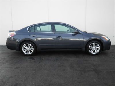 2012 Nissan Altima  3.5 SR