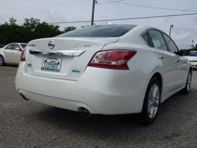 2013 Nissan Altima  SV