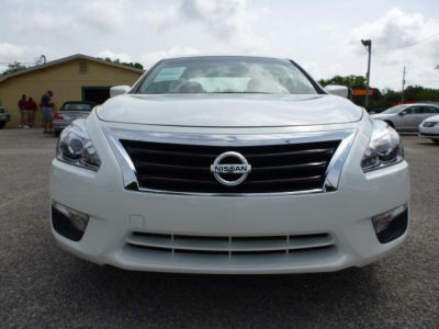 2013 Nissan Altima  SV