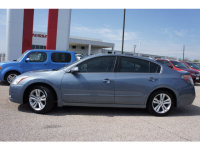 2012 Nissan Altima  3.5 SR