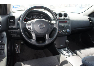 2012 Nissan Altima  3.5 SR