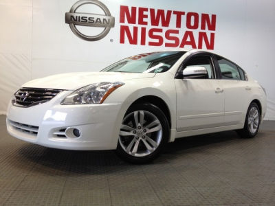 2012 Nissan Altima  3.5 SR