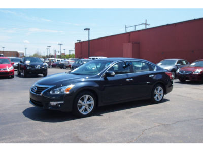 2013 Nissan Altima  2.5 SV