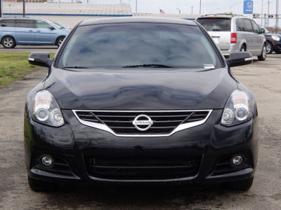 2012 Nissan Altima  3.5 SR