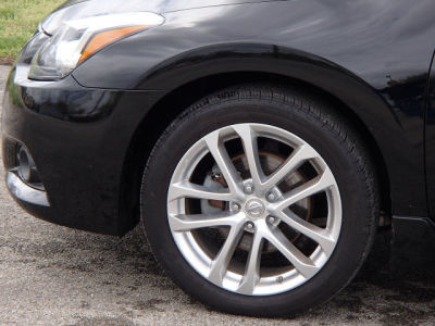 2012 Nissan Altima  3.5 SR