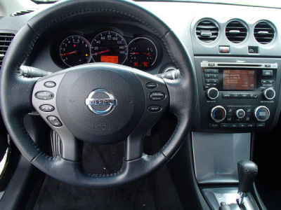 2012 Nissan Altima  3.5 SR