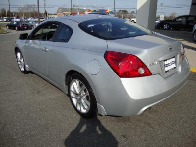 2012 Nissan Altima  3.5 SR