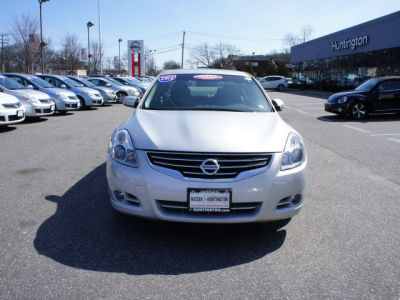 2012 Nissan Altima  3.5 SR