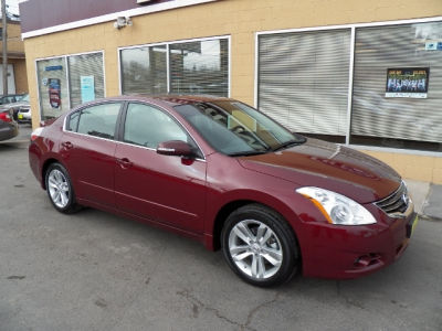 2010 Nissan Altima 3.5 SR