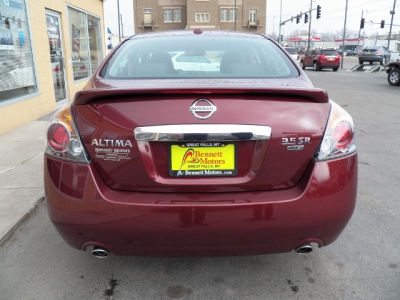 2010 Nissan Altima 3.5 SR