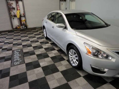 2013 Nissan Altima  S