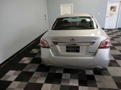 2013 Nissan Altima  S