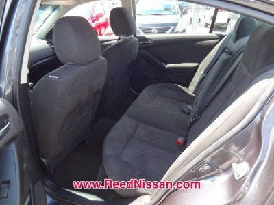 2011 Nissan Altima  2.5 S
