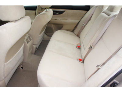2013 Nissan Altima  3.5 SV