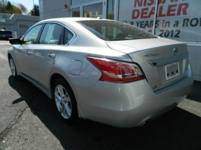 2013 Nissan Altima  2.5 SV