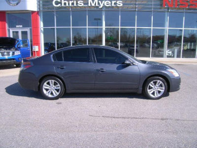 2012 Nissan Altima  3.5 SR