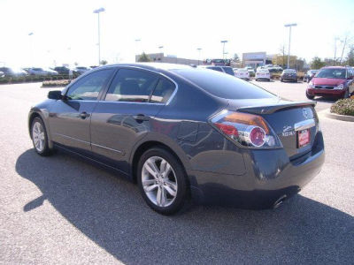 2012 Nissan Altima  3.5 SR