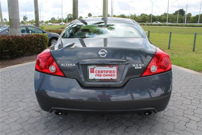 2011 Nissan Altima  3.5 SR