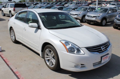 2012 Nissan Altima  3.5 SR
