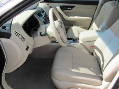 2013 Nissan Altima  SL