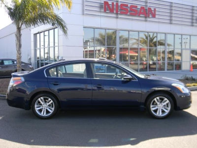 2012 Nissan Altima  3.5 SR