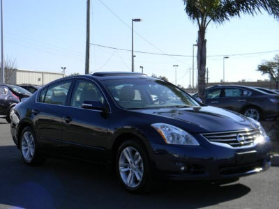 2012 Nissan Altima  3.5 SR
