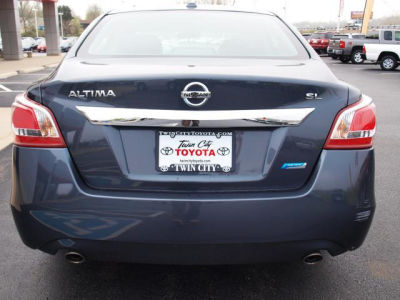 2013 Nissan Altima  SL