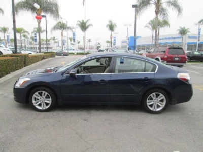 2012 Nissan Altima  3.5 SR
