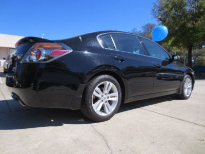 2012 Nissan Altima  3.5 SR