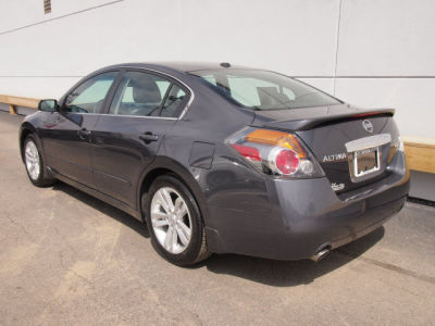 2010 Nissan Altima 3.5 SR