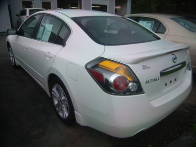 2012 Nissan Altima  3.5 SR