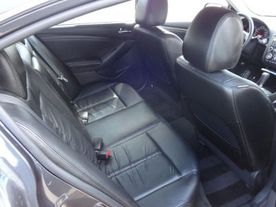 2011 Nissan Altima 3.5 SR