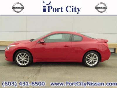 2010 Nissan Altima  3.5 SR