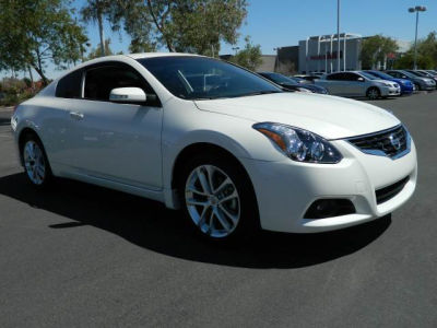 2012 Nissan Altima  3.5 SR