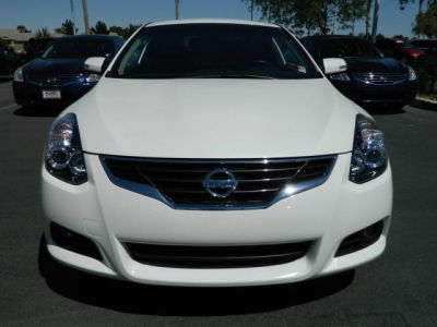 2012 Nissan Altima  3.5 SR