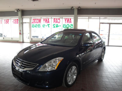 2012 Nissan Altima  3.5 SR