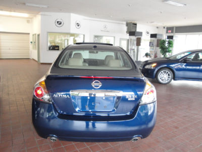 2012 Nissan Altima  3.5 SR