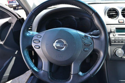 2010 Nissan Altima  3.5 SR