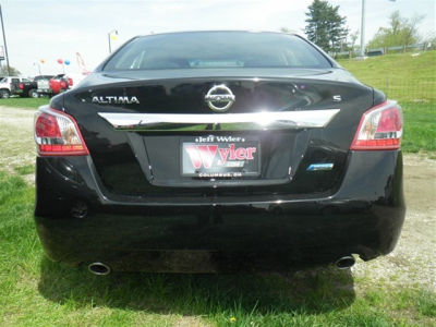 2013 Nissan Altima  SV