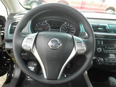2013 Nissan Altima  SV