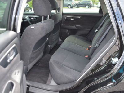 2013 Nissan Altima  SV