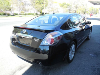 2012 Nissan Altima  3.5 SR