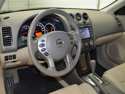 2012 Nissan Altima  3.5 SR